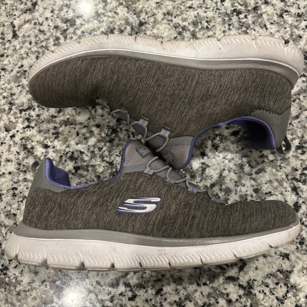 Skechers Women's Summit - Quick Getaway Sneaker, 8.5